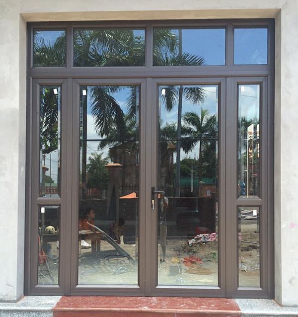 Cửa đi nhôm kính